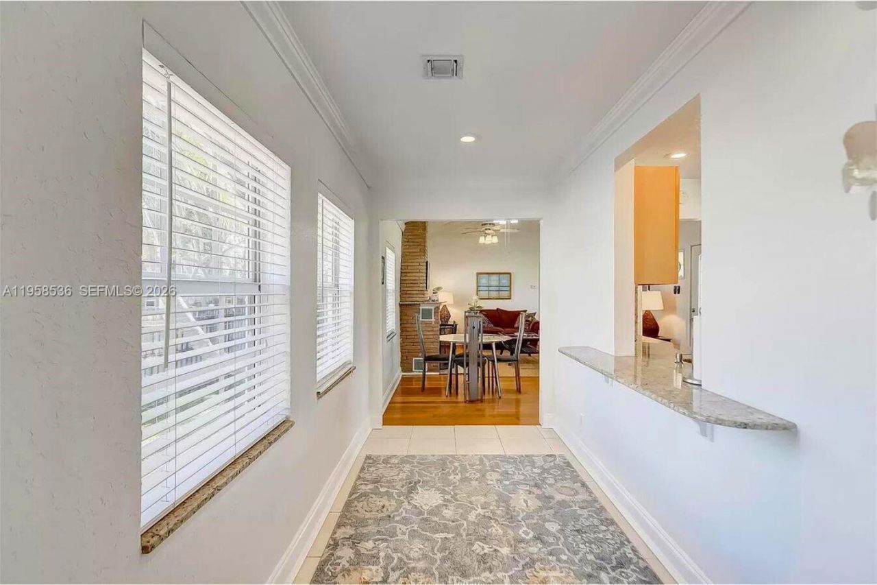 1825 N 24th Ave , Hollywood, FL 33020 Photo