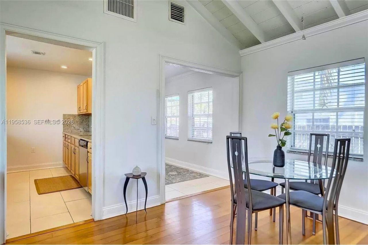 1825 N 24th Ave , Hollywood, FL 33020 Photo