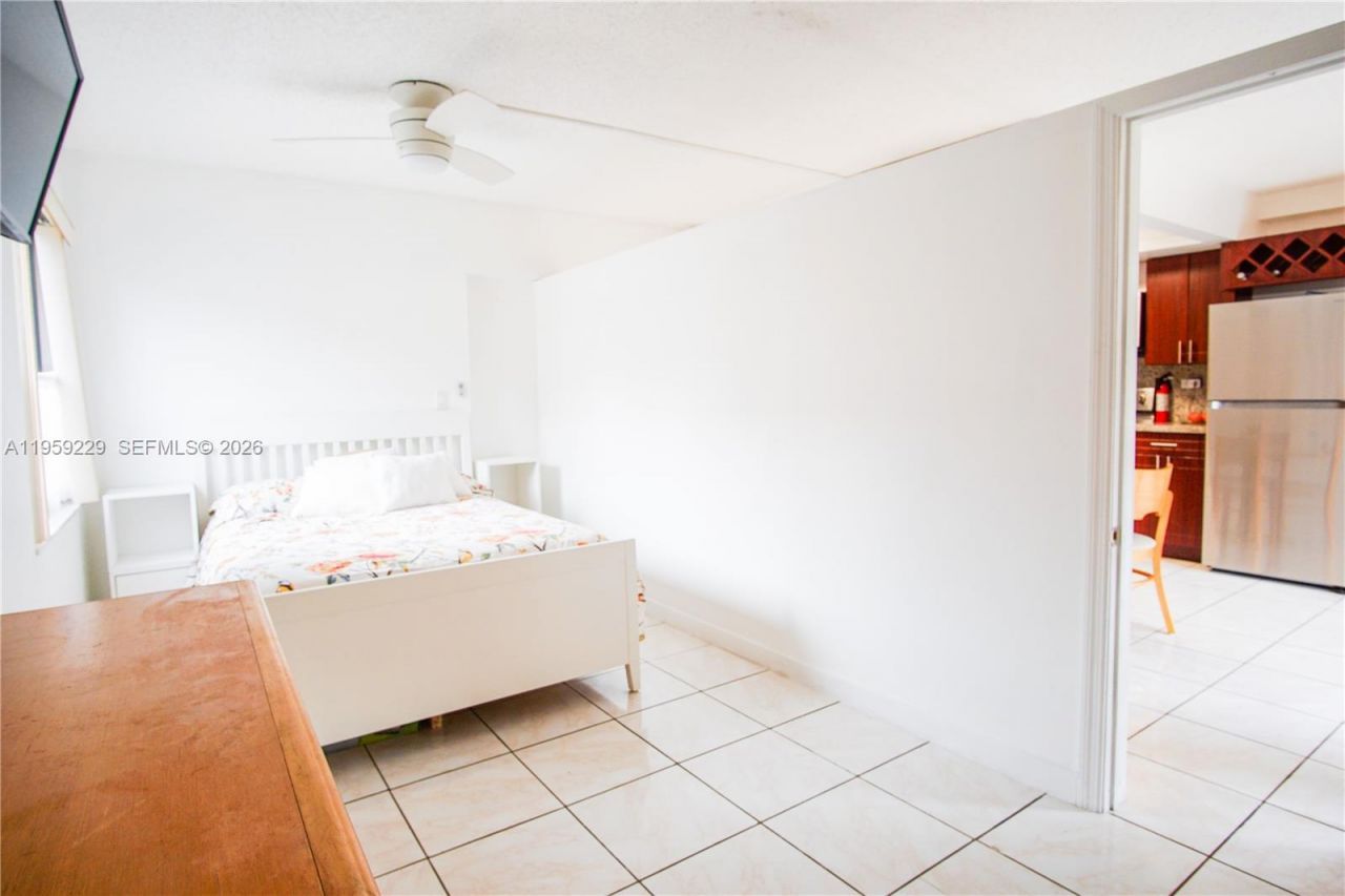 2929 E Missionwood Cir, Unit B-24, Miramar, FL 33025 Photo