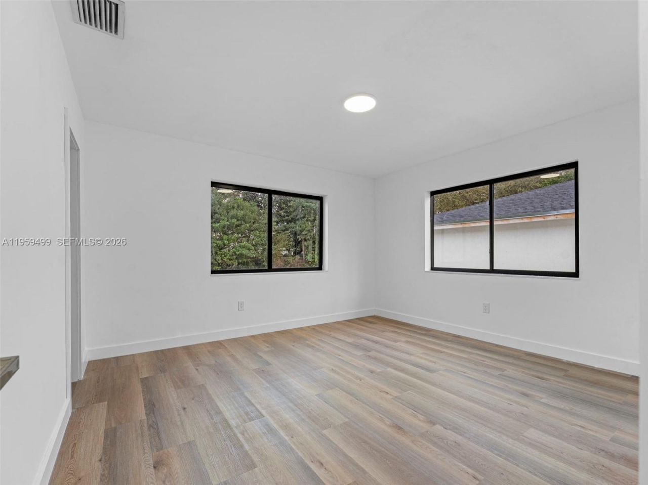 14545 Garden Dr, Miami, FL 33168 Photo