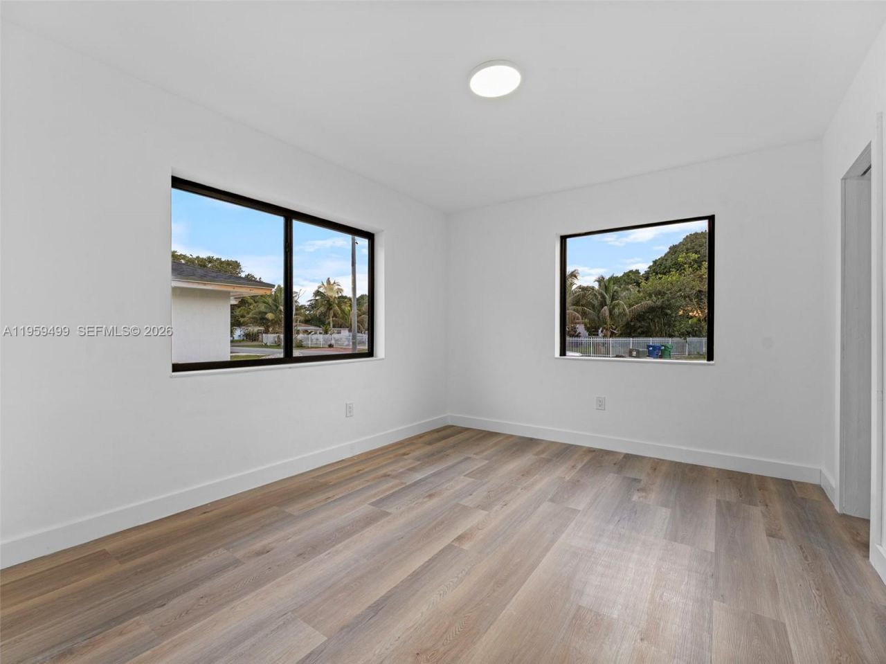 14545 Garden Dr, Miami, FL 33168 Photo