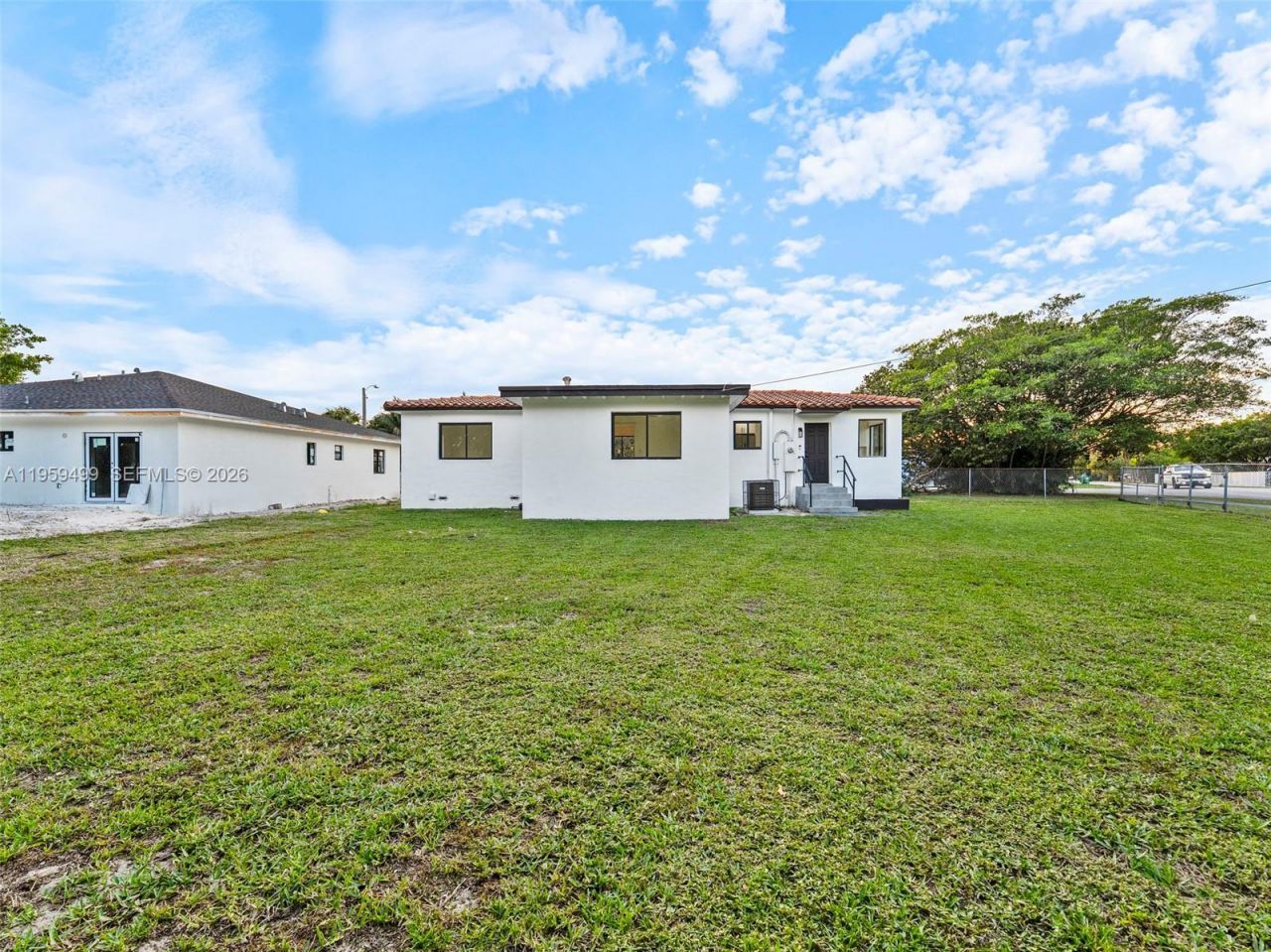 14545 Garden Dr, Miami, FL 33168 Photo