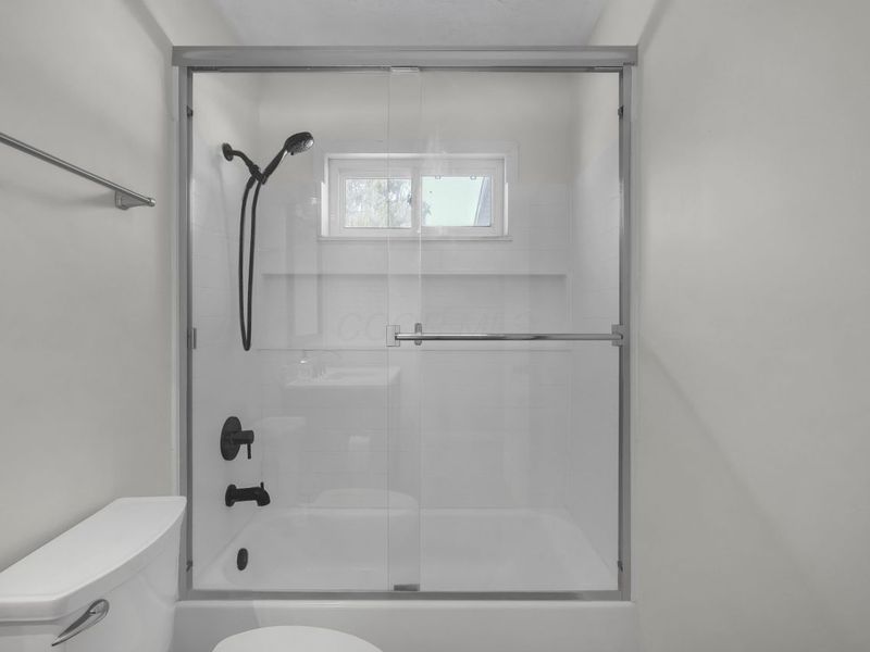 13617 Millersburg Road, Danville, OH 43014 Photo 17