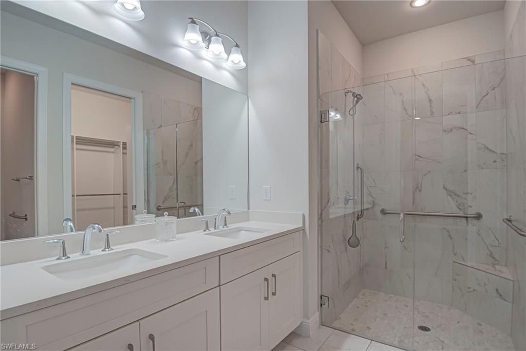 9087 Saint Lucia Dr, Naples, FL 34114 Photo