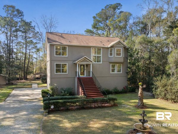 3847 Riviere Du Chien, Mobile, AL 36693