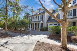 1050 Phillips Park Drive photo 4