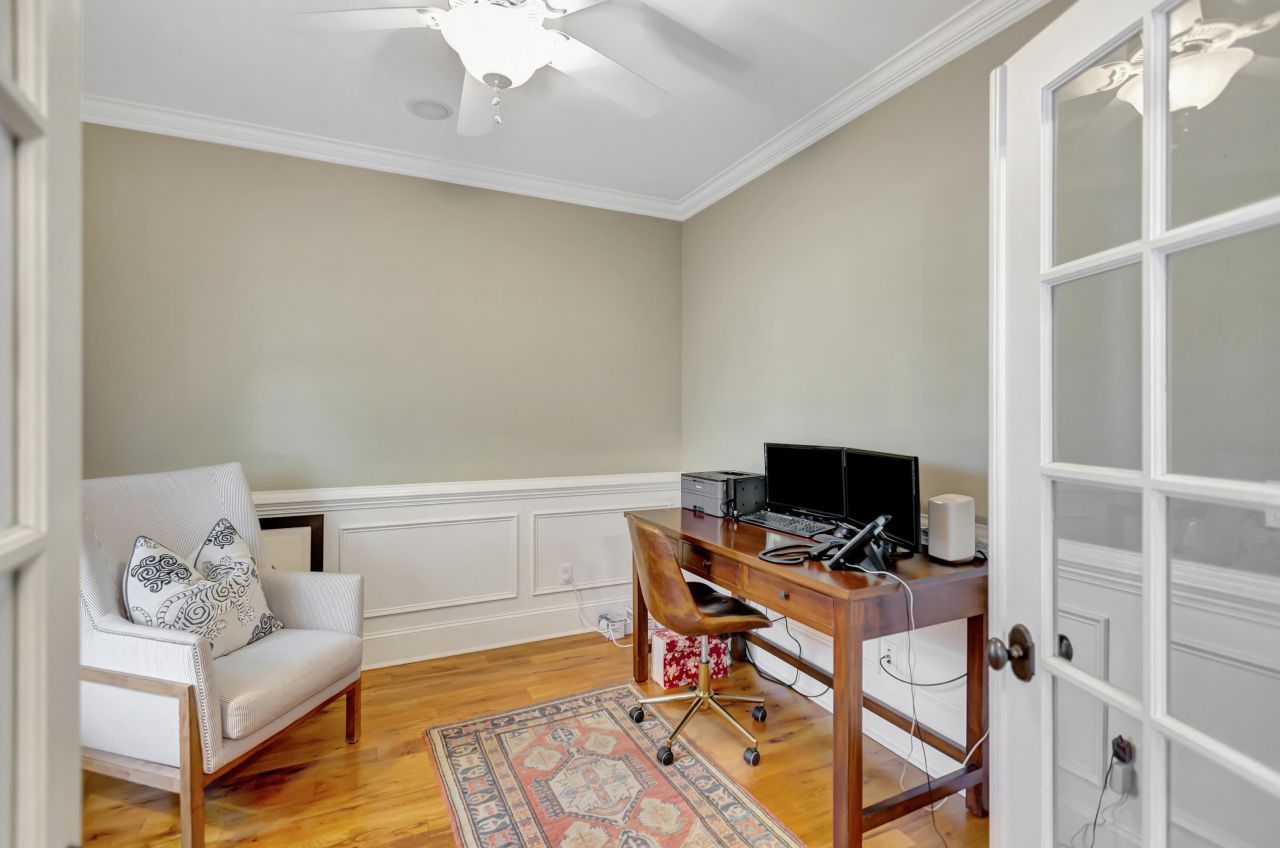 1050 Phillips Park Drive Photo 25