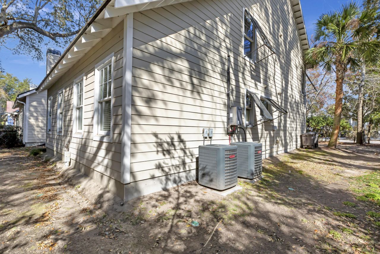 1050 Phillips Park Drive Photo 36