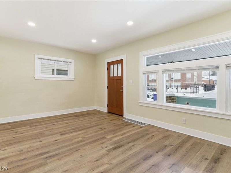 3501 W 129th Street, Cleveland, OH 44111 Photo 8