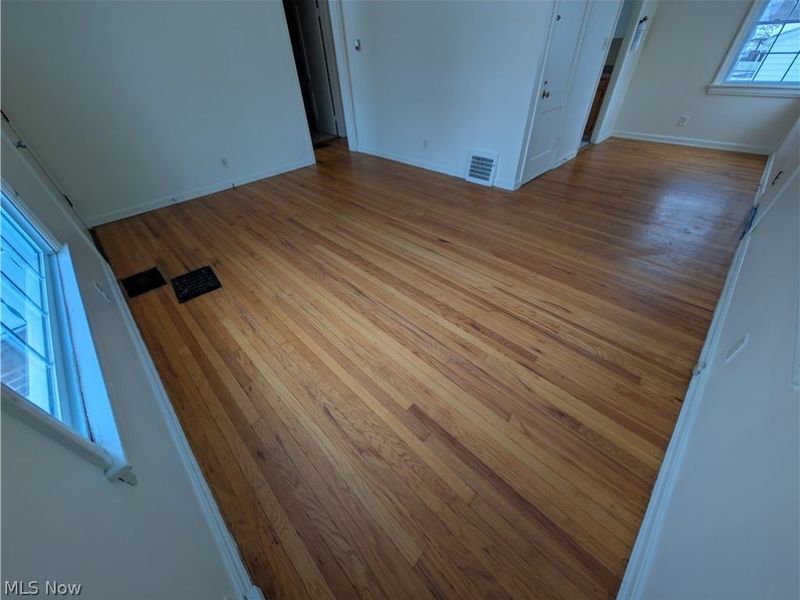 637 E Wilbeth Road, Akron, OH 44306 Photo 12