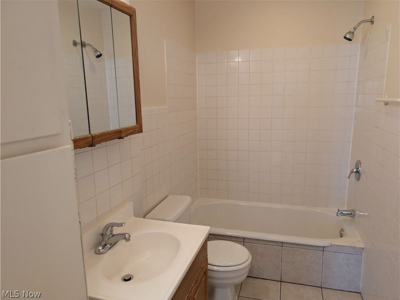 637 E Wilbeth Road, Akron, OH 44306 Photo 25