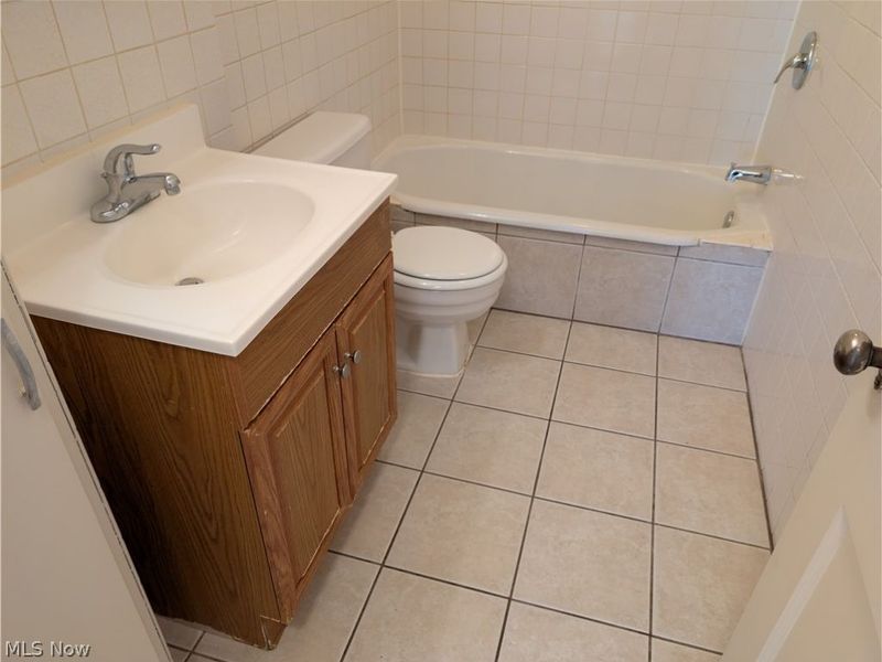 637 E Wilbeth Road, Akron, OH 44306 Photo 26