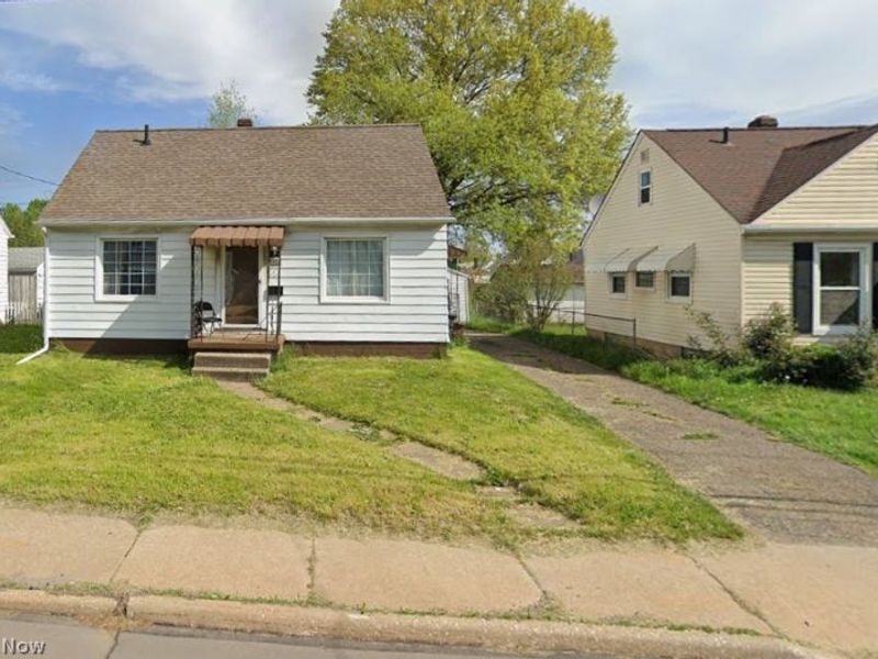 637 E Wilbeth Road, Akron, OH 44306 Photo 3