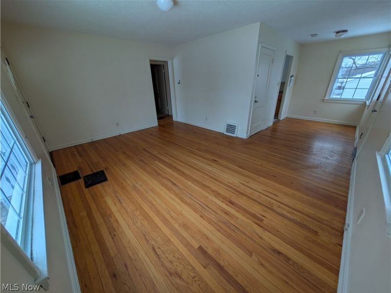 637 E Wilbeth Road, Akron, OH 44306 Photo 7