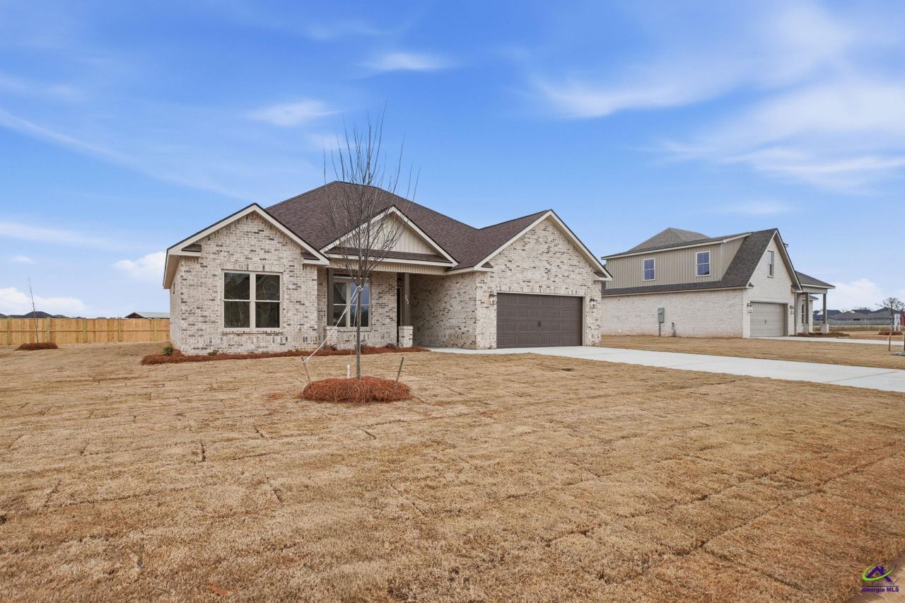 202 Farmland Circle, Perry, GA 31069 Main Photo
