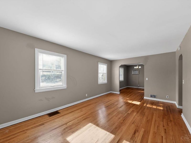 1938 Waltham Avenue, North College Hill, OH 45239 Photo 10