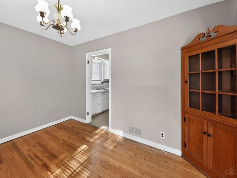 1938 Waltham Avenue, North College Hill, OH 45239 Photo 21