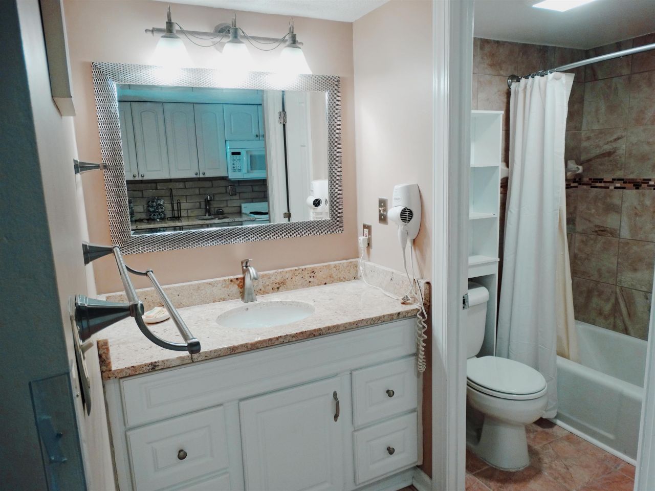 2001 S Ocean Blvd. Photo 8