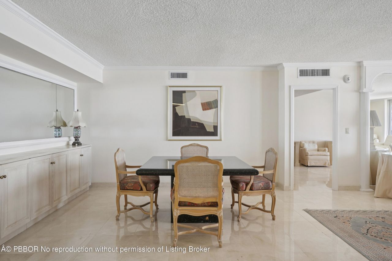100 Worth Avenue, Unit 310, Palm Beach, FL 33480 Photo