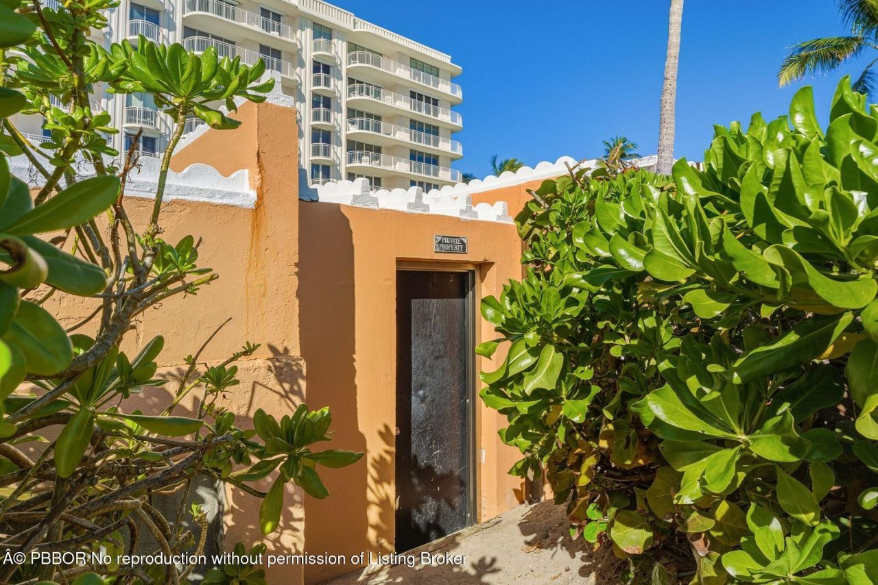 100 Worth Avenue, Unit 310, Palm Beach, FL 33480 Photo