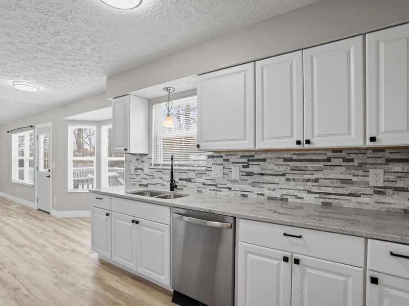 5018 Charming Court, Columbus, OH 43231 Photo 19