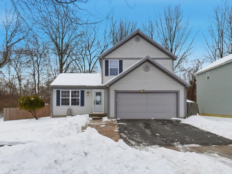 5018 Charming Court, Columbus, OH 43231 Photo 2