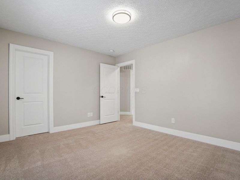 5018 Charming Court, Columbus, OH 43231 Photo 25