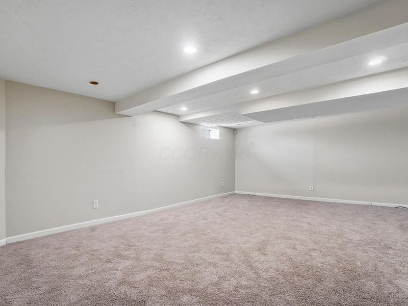 5018 Charming Court, Columbus, OH 43231 Photo 38