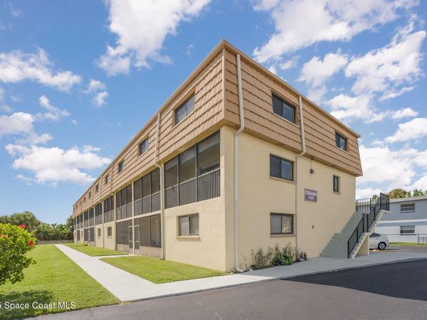 7101 Ridgewood Avenue , Unit 102, Cape Canaveral, FL 32920