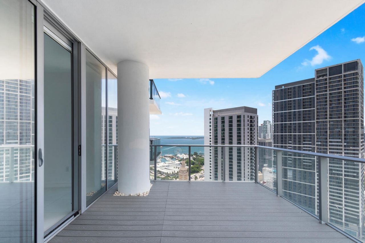 851 NE 1st Avenue, Unit 3512, Miami, FL 33132 Photo