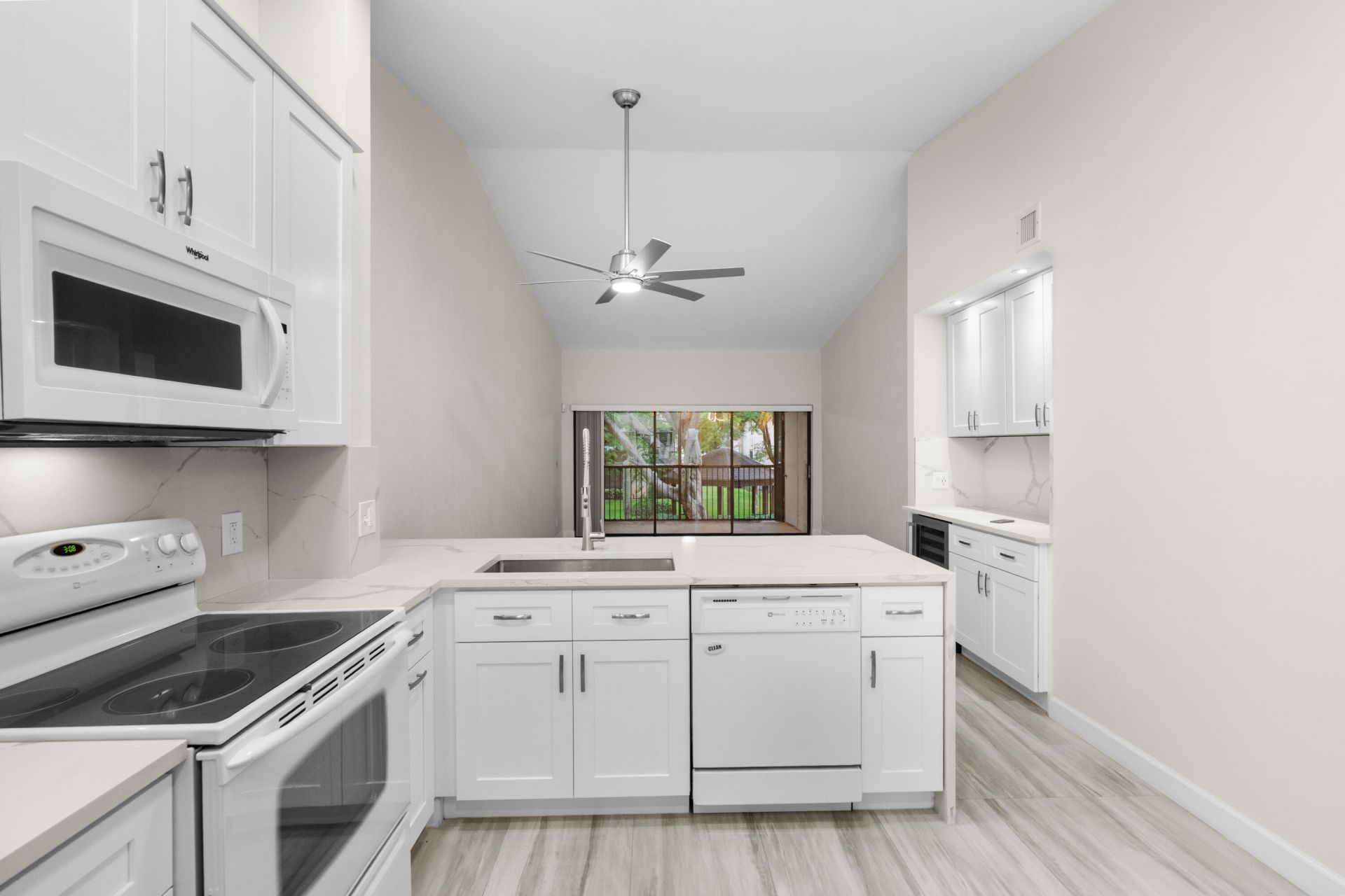 2217 SW 15 Street, Unit 240, Deerfield Beach, FL 33442 Photo