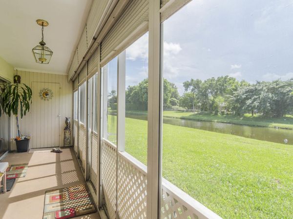 10693 N Military Trail, Unit 11, Palm Beach Gardens, FL 33410