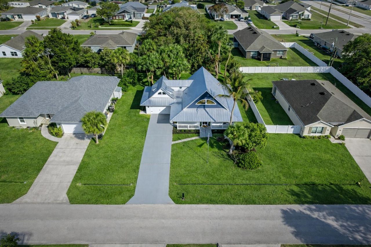 4581 SW Uleta Street, Port Saint Lucie, FL 34953 Photo