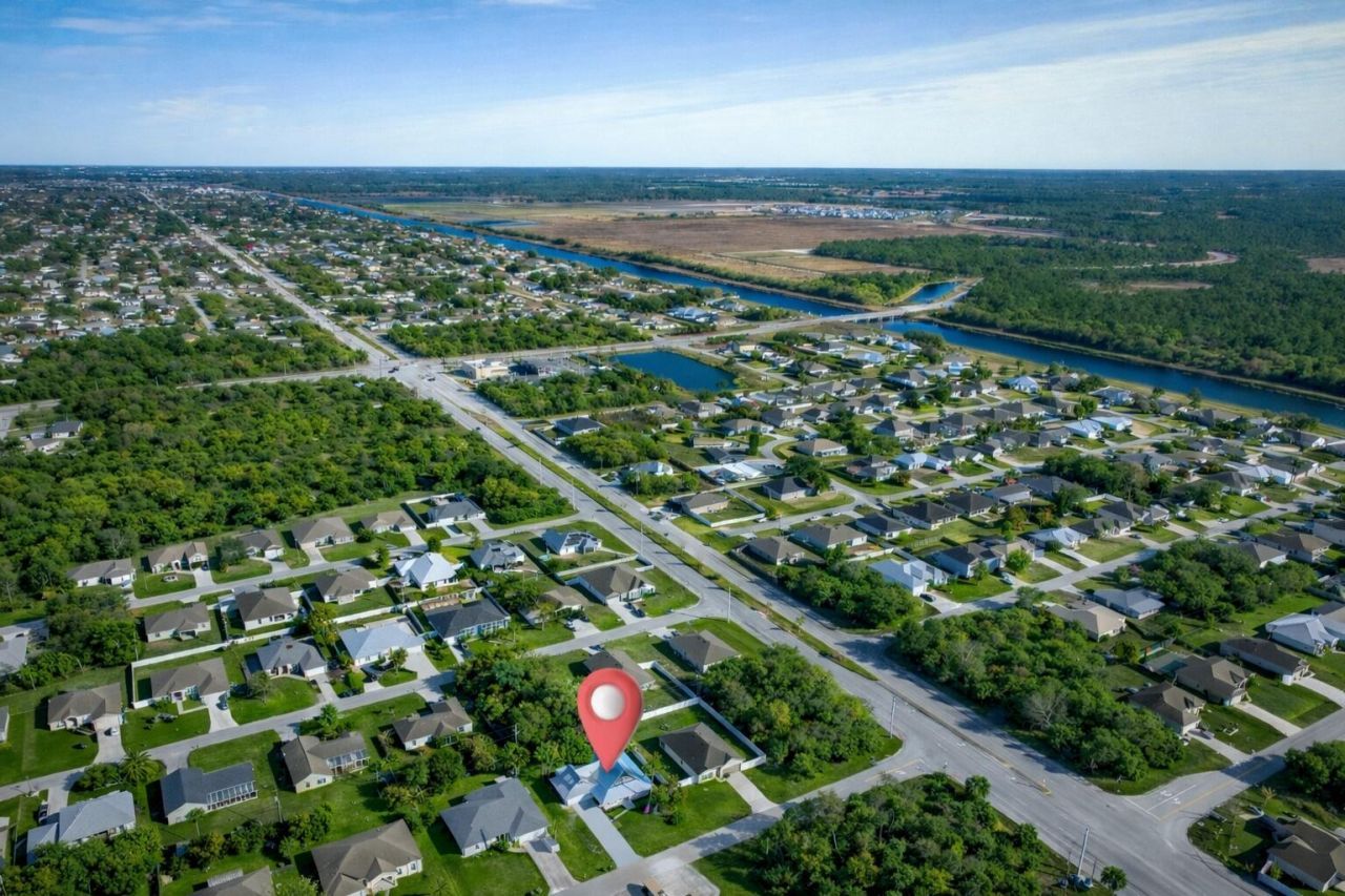 4581 SW Uleta Street, Port Saint Lucie, FL 34953 Photo