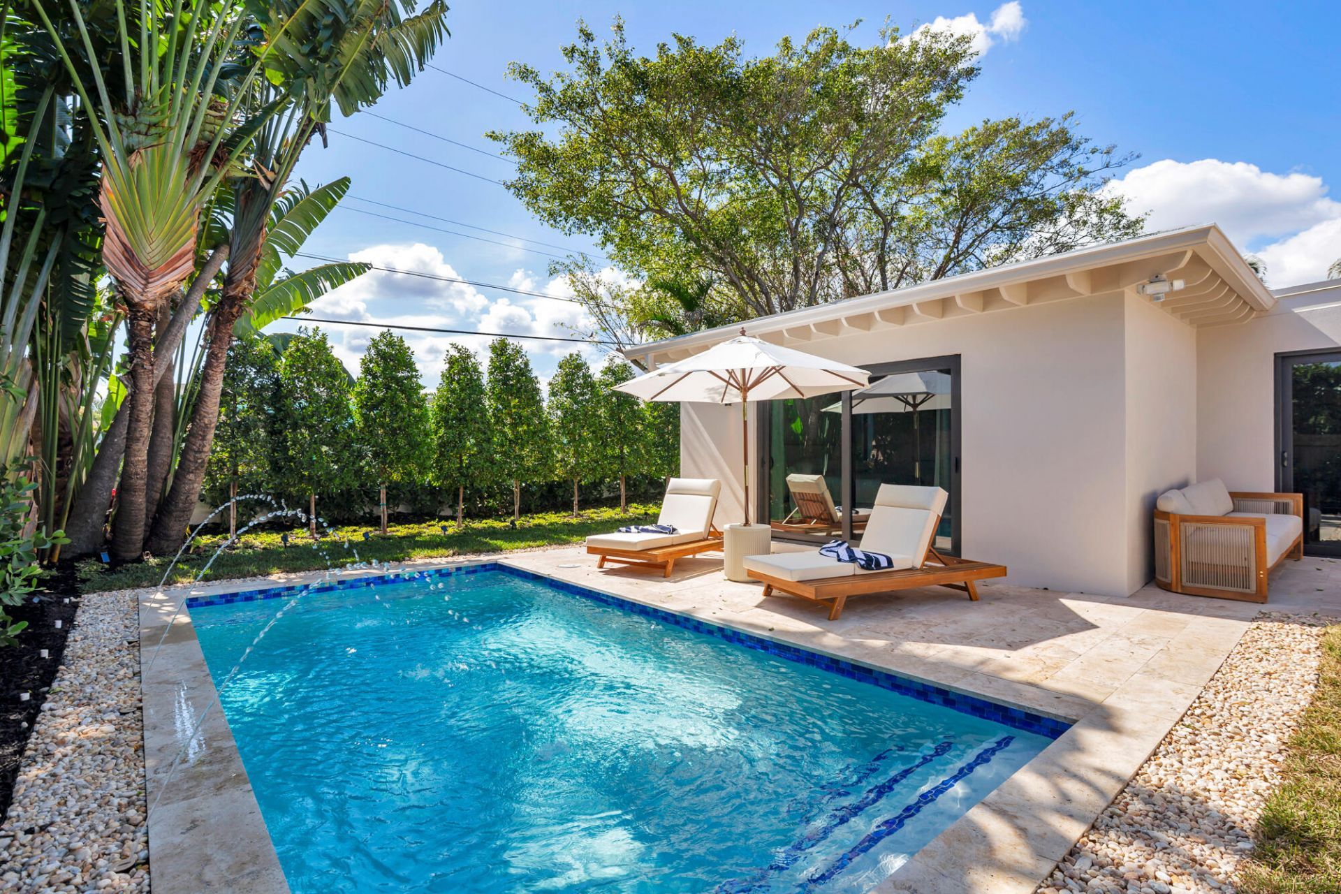 350 Colonial Road, West Palm Beach, FL 33405 Photo