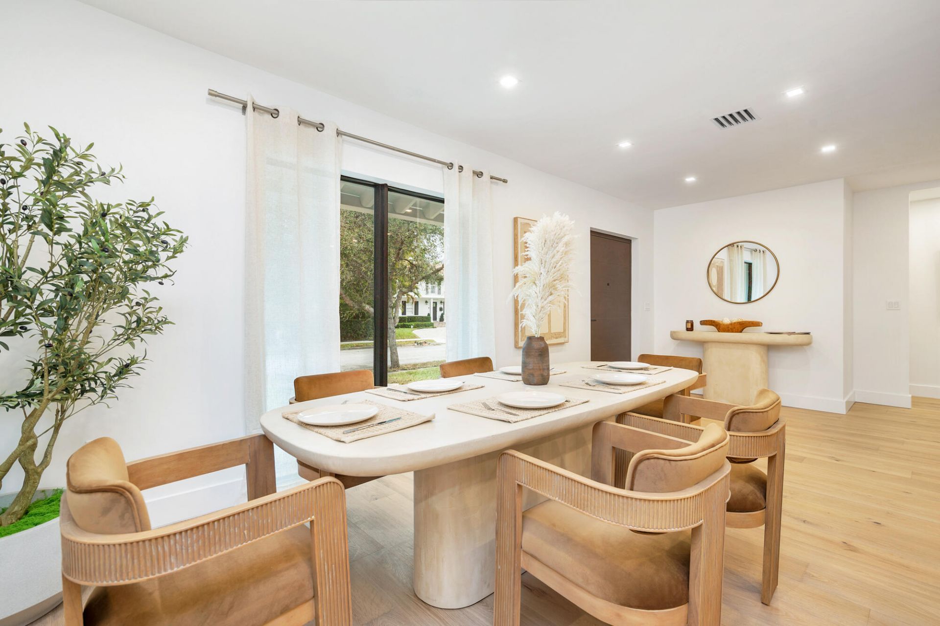 350 Colonial Road, West Palm Beach, FL 33405 Photo