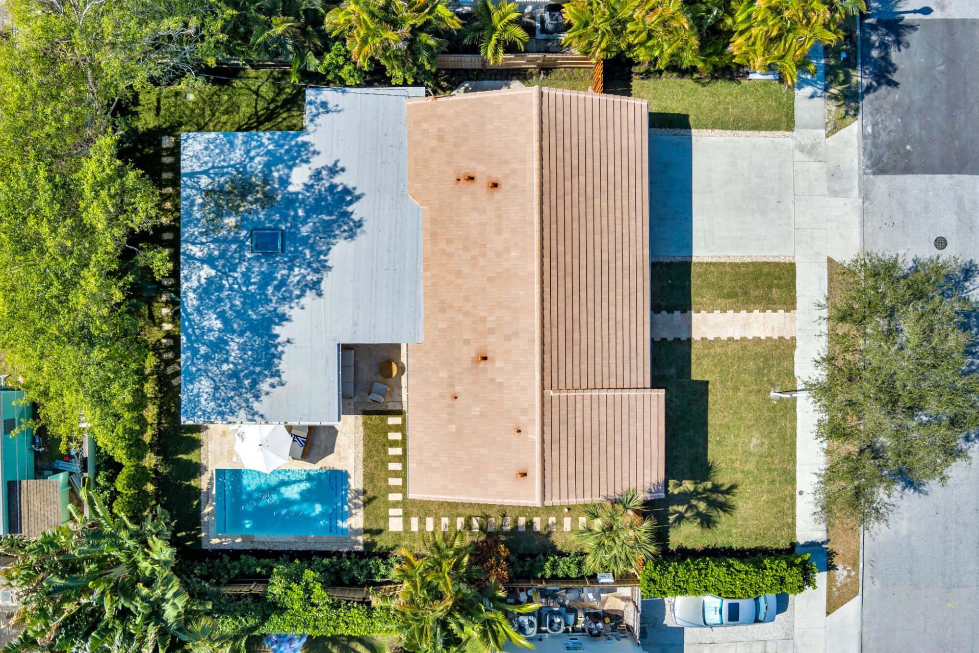 350 Colonial Road, West Palm Beach, FL 33405 Photo