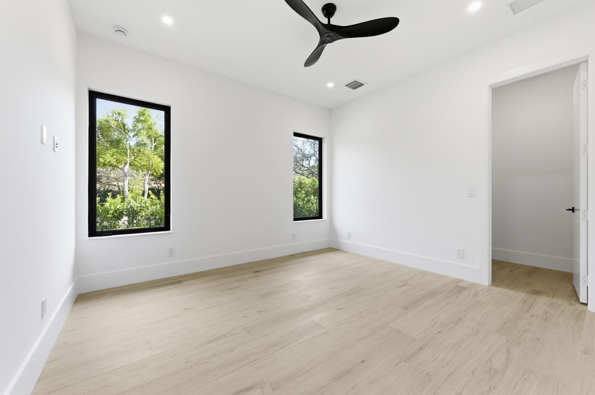 5770 Dixie Belle Road, Palm Beach Gardens, FL 33418 Photo