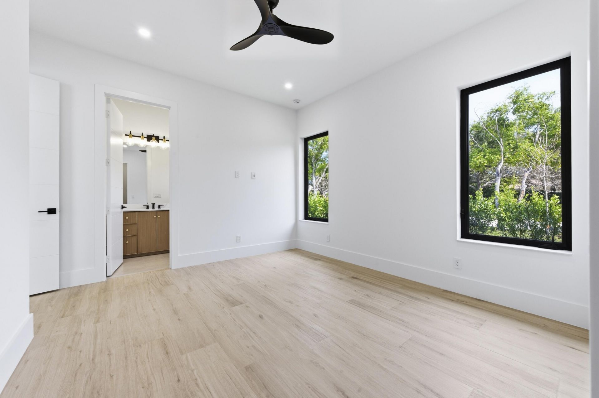 5770 Dixie Belle Road, Palm Beach Gardens, FL 33418 Photo