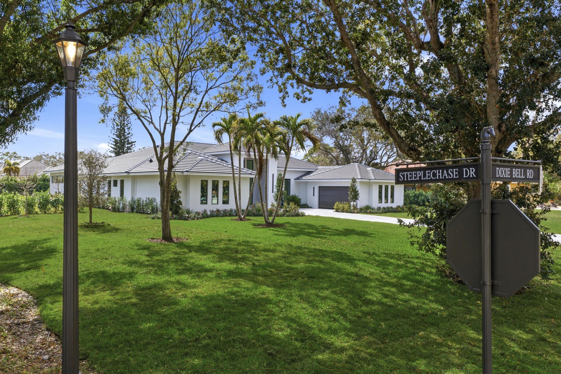 5770 Dixie Belle Road, Palm Beach Gardens, FL 33418 Photo