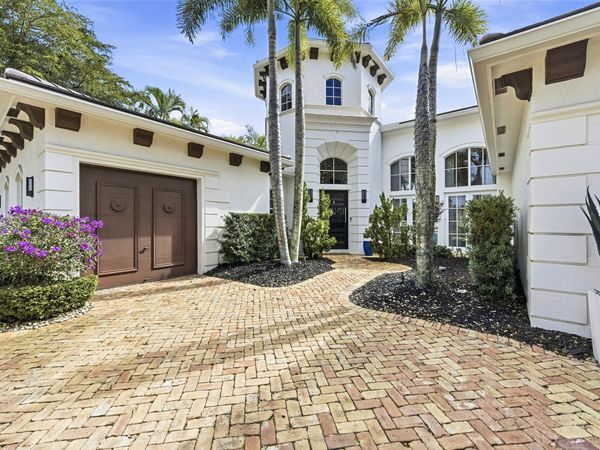 1122 San Michele Way, Palm Beach Gardens, FL 33418