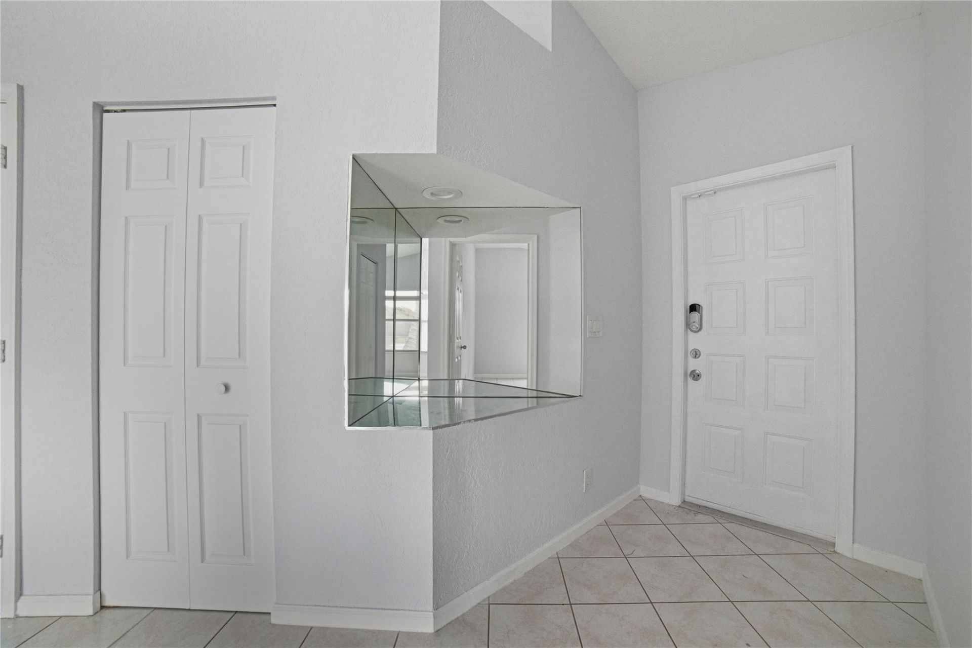 711 NW 182nd Way, Pembroke Pines, FL 33029 Photo
