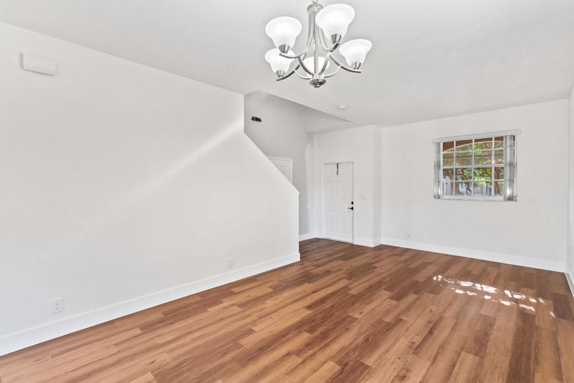 904 NW 126th Avenue, Coral Springs, FL 33071 Photo