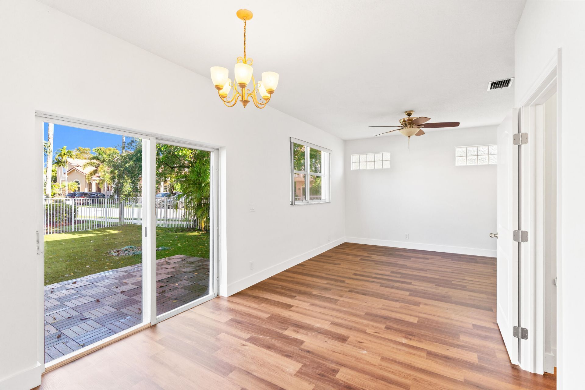 904 NW 126th Avenue, Coral Springs, FL 33071 Photo
