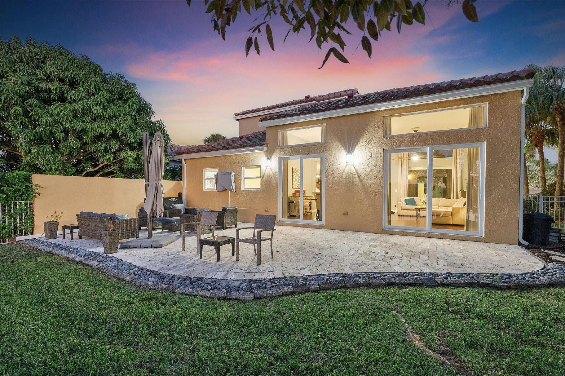 15561 NW 12th Pl, Pembroke Pines, FL 33028 Photo