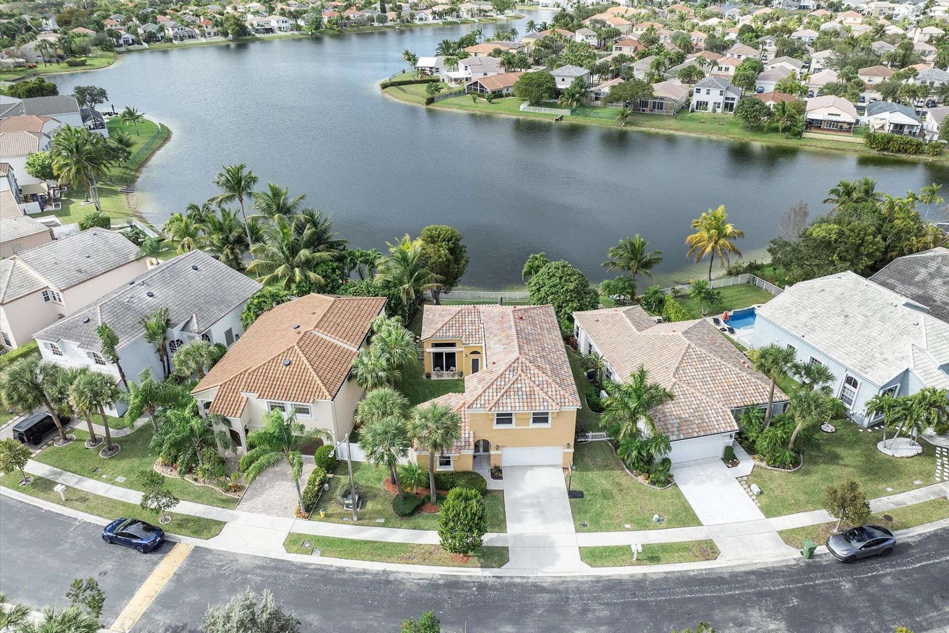 15561 NW 12th Pl, Pembroke Pines, FL 33028 Photo