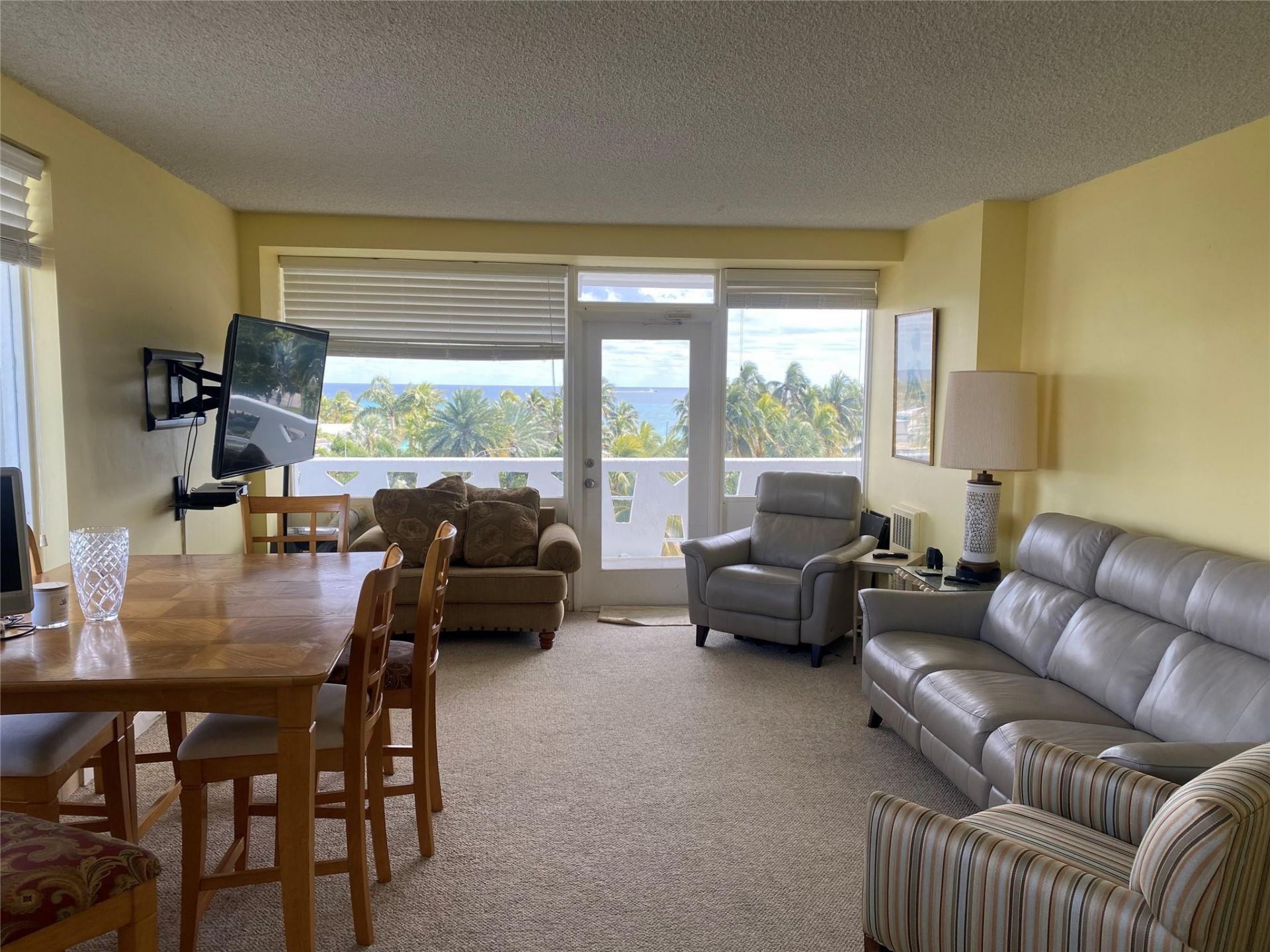 2840 N Ocean Boulevard, Unit 501, Fort Lauderdale, FL 33308 Photo