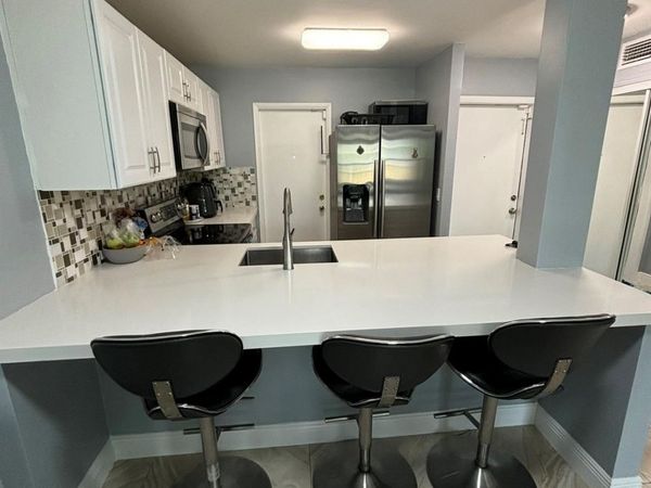440 SE 2nd Avenue, Unit 21, Deerfield Beach, FL 33441
