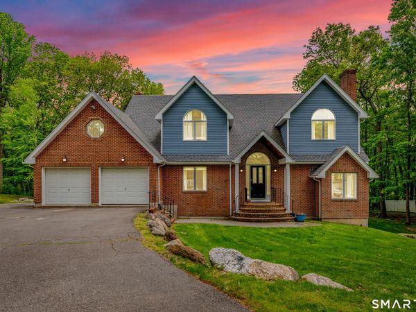 60 Wildcat, Burlington, CT 06013