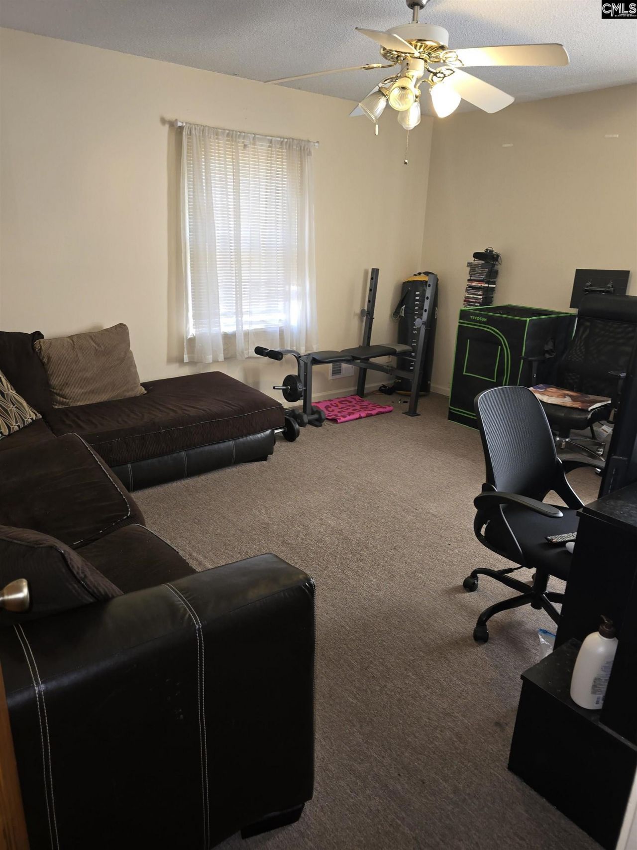 2101 Bedford Way Photo 10